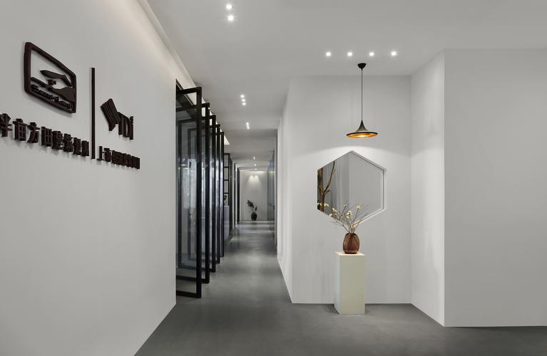 高檔辦公室裝修:如何通過設計展現卓越效果 高檔辦公室裝修:如何通過設計展現卓越效果