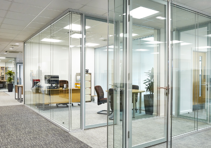 上海辦公室裝修透明玻璃會議室的工期要多久 上海辦公室裝修透明玻璃會議室的工期要多久